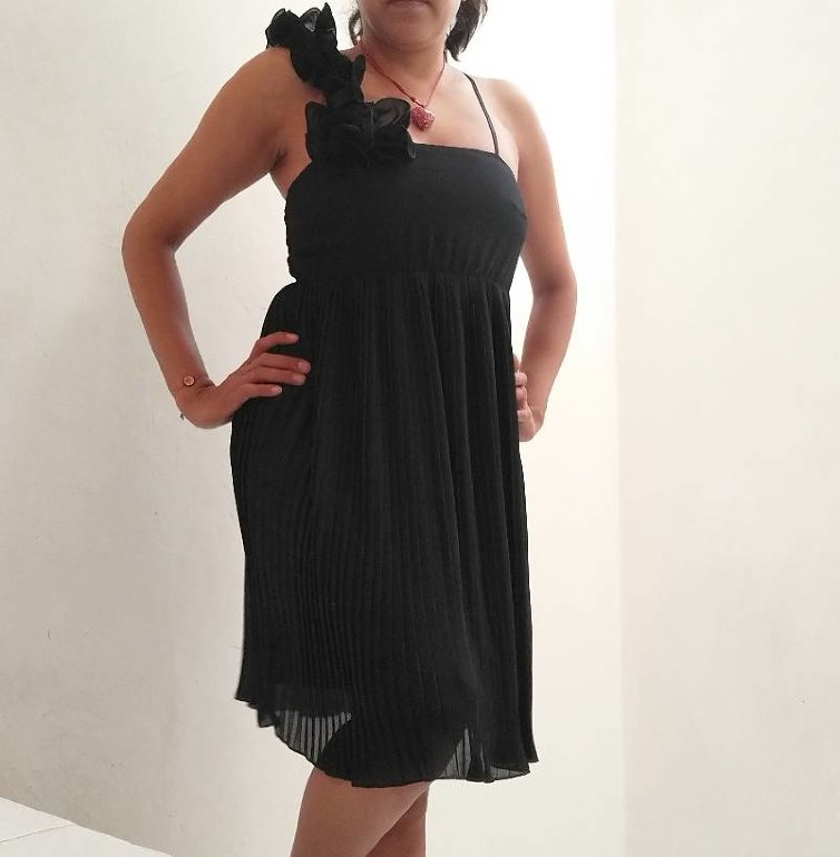 Vestido formal marca Ivonne de segunda mano - GoTrendier