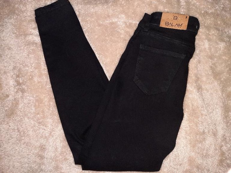 Skinny jeans negros de Babalú de segunda mano - GoTrendier