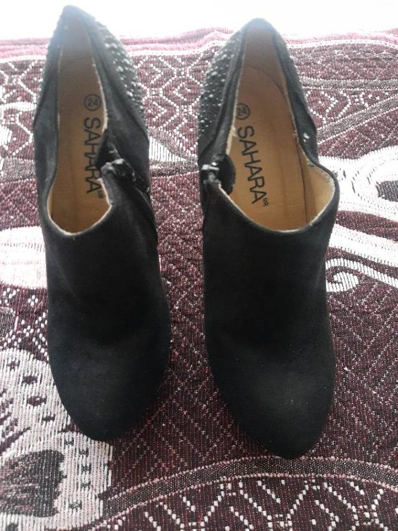Botines sahara negros de segunda mano - GoTrendier