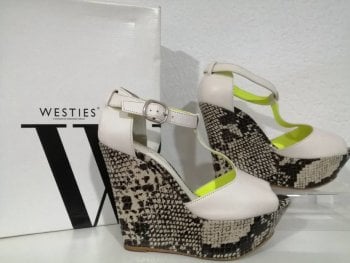 Sandalia Westies plataforma. de segunda mano - GoTrendier