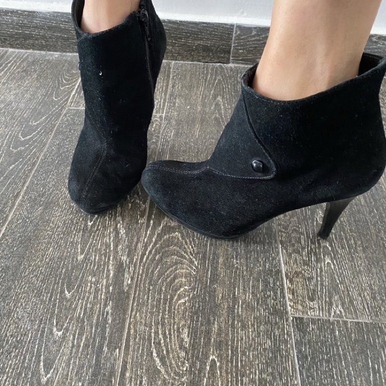 Botin westies negro gamuza de segunda mano - GoTrendier