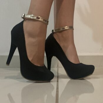 Zapatillas negras con correa Clearance