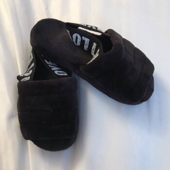 Sandalias con peluche Love de segunda mano - GoTrendier