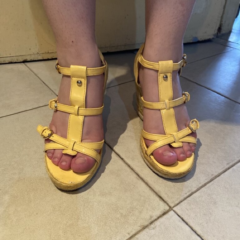 Sandalias amarillas Tommy Hilfinger de Tommy Hilfiger de segunda mano -  GoTrendier