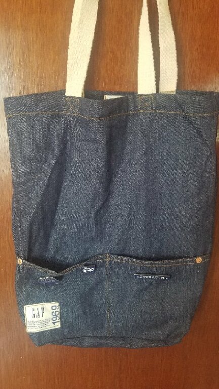 Morral de Mezclilla Marca GAP Nuevo Con de Gab de segunda mano - GoTrendier