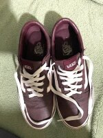 Tenis Vans color rojo vino de segunda mano - GoTrendier
