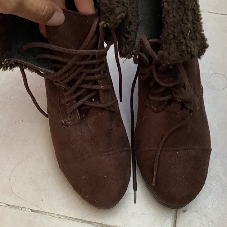 Botas tacon peluche de Chapala de segunda mano - GoTrendier