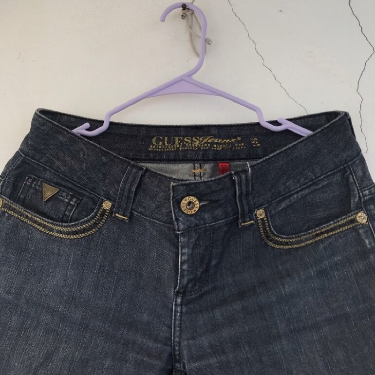 Guess Blue Medium Wash Premium Womens Flirt Stretch Denim Boot Cut Jeans  Listed By Timothy R. - Tradesy