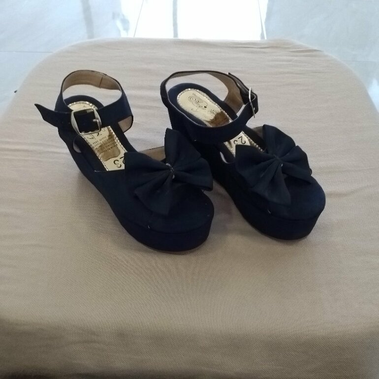 Sandalias plataforma azul marino #23 de Angie fandury de segunda mano -  GoTrendier