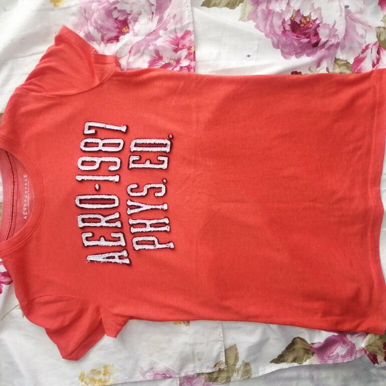 Blusa Aeropostale naranja seminueva de segunda mano GoTrendier