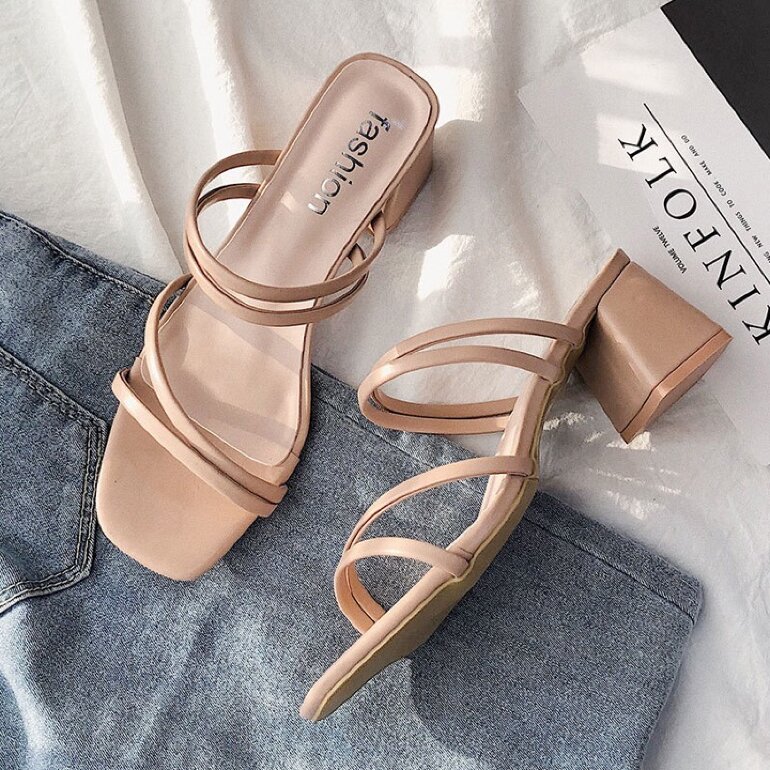Sandalias Tacon Bajo Nude Basicas de Fashion Ink de segunda mano -  GoTrendier