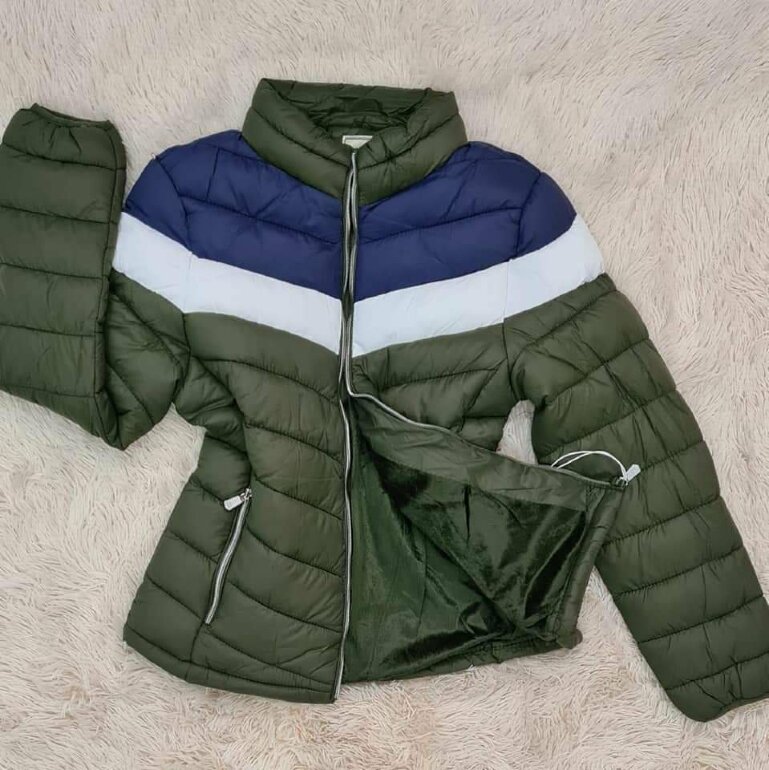 Chamarra Militar TALLA MEDIANA de Roosevelt de segunda mano - GoTrendier