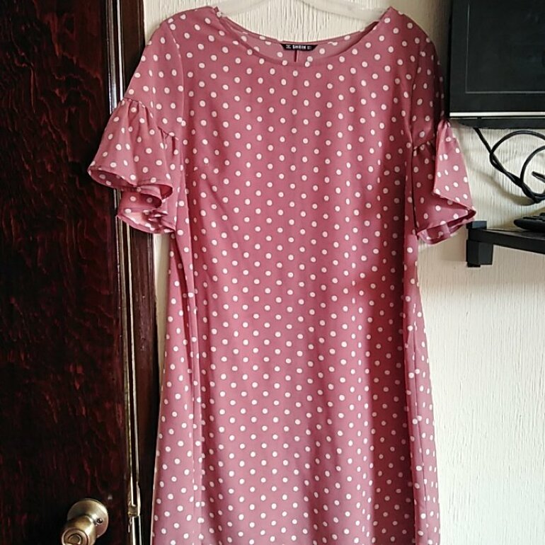 Vestido rosa con puntos shein de segunda mano GoTrendier