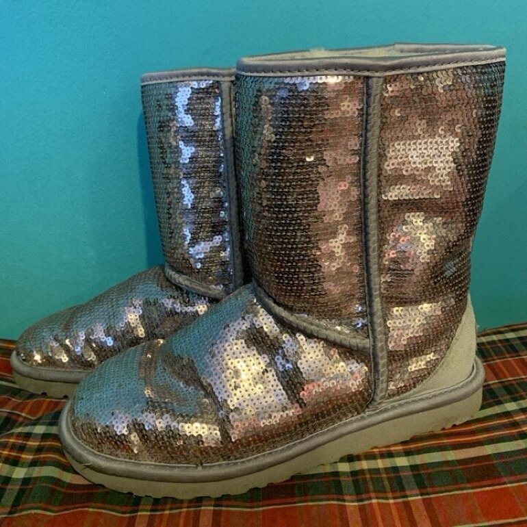 Botas UGG de diamantina de segunda mano - GoTrendier