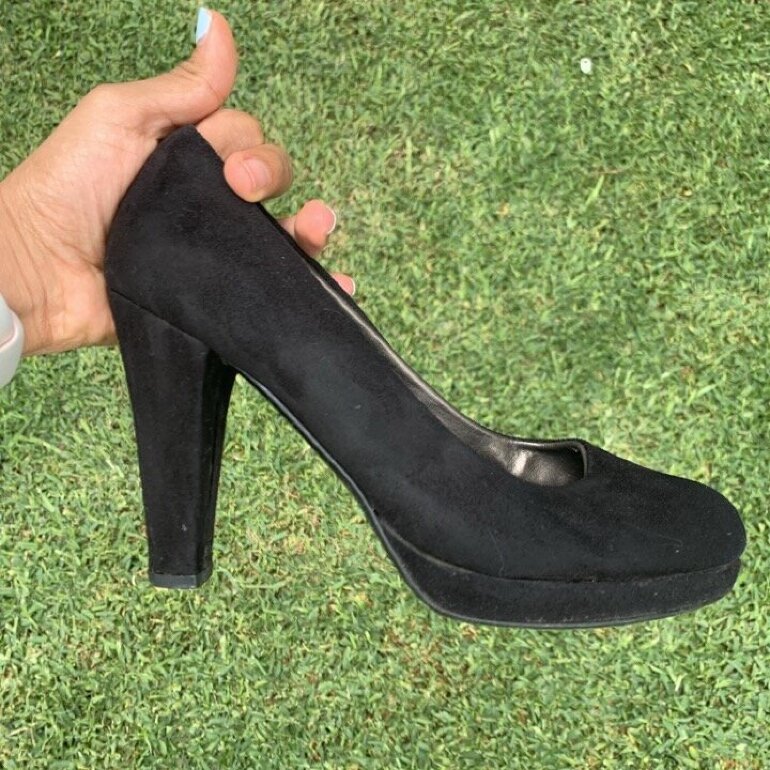 Tacones negros capa de ozono de segunda mano - GoTrendier