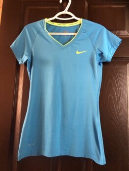 Playeras deportivas Nike azules de mujer - GoTrendier