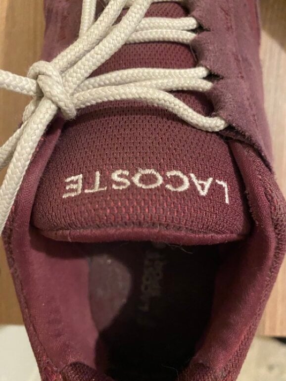 Tenis Lacoste color vino talla de segunda mano GoTrendier