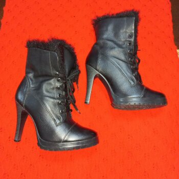 Botas cortas Andrea 23.5 de segunda mano - GoTrendier