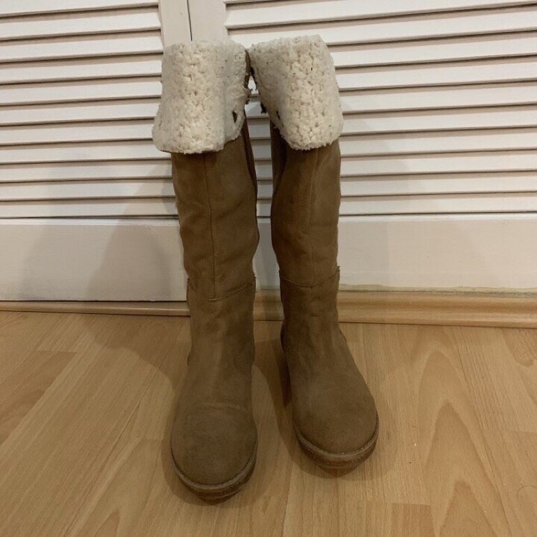 Botas cafe Capa de Ozono de segunda mano - GoTrendier