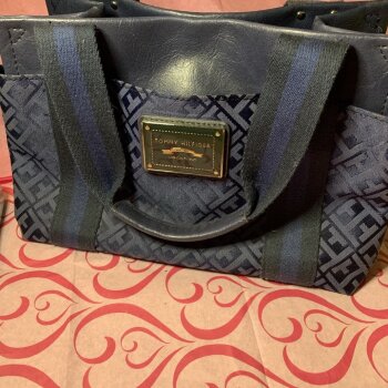 Bolsa Tommy azul de Tommy Hilfiger de segunda mano - GoTrendier