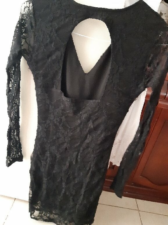 Vestido de encaje negro de Mundo Terra de segunda mano GoTrendier
