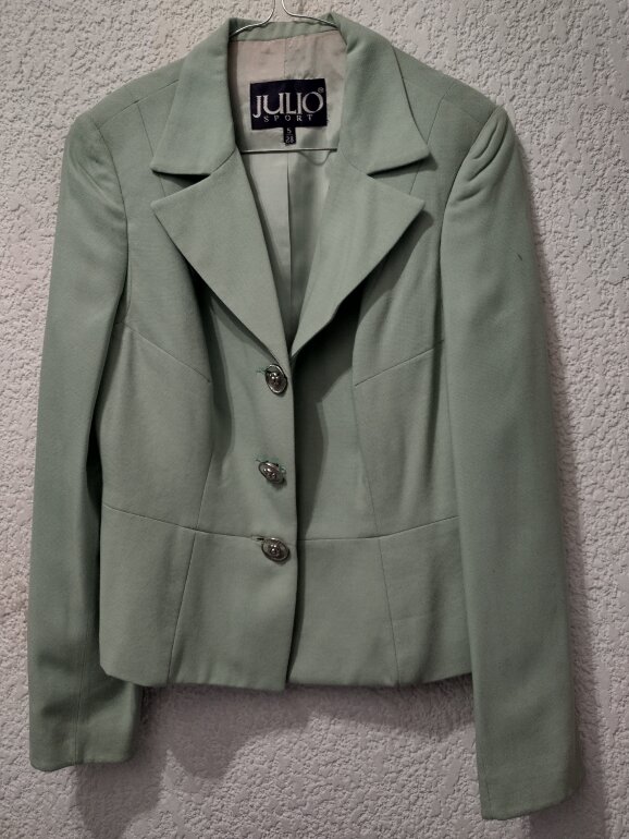 CONJUNTO VERDE PISTACHE MARCA JULIO de segunda mano GoTrendier
