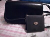 Dos bolsas negras de suburbia de Suburbia de segunda mano - GoTrendier