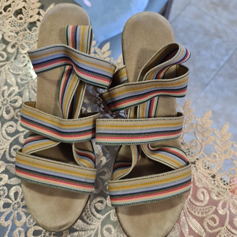 Sandalias con tiras de resorte de Sears de segunda mano - GoTrendier
