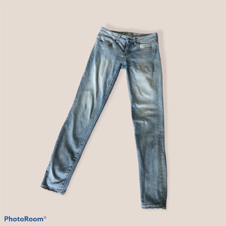 Pantalón mezclilla claro American Eagle de American Eagle Outfitters de  segunda mano - GoTrendier