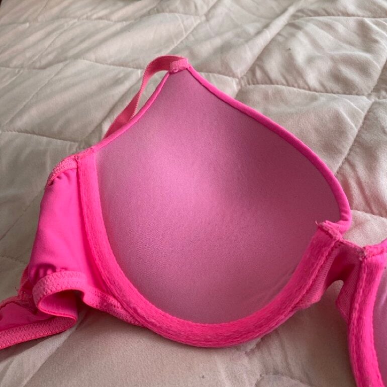 Brasier PINK victoria secret de segunda mano GoTrendier