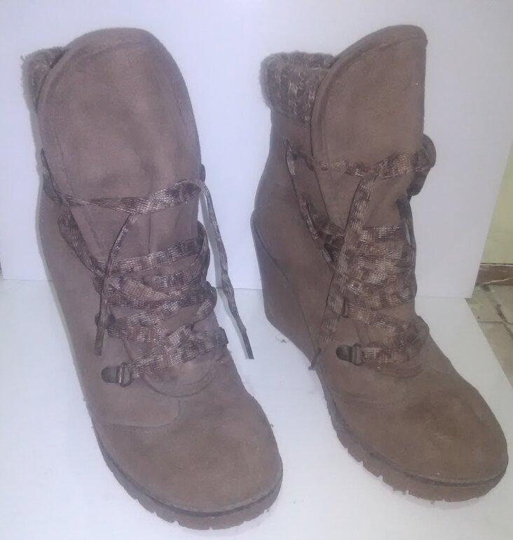 Botas cortas Marca Capa de Ozono de segunda mano - GoTrendier