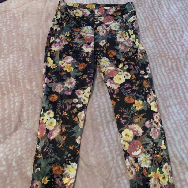 Pantalón de vestir floreado de sin marca de segunda mano - GoTrendier