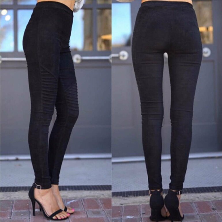 Leggings tipo biker de gamuza de A peach clothing de segunda mano -  GoTrendier