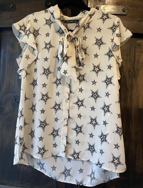 Blusa estrellas Zara de segunda mano - GoTrendier