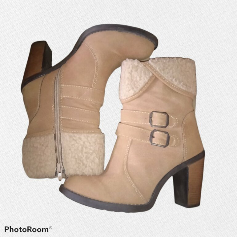 Botines de invierno! de Yaeli Fashion de segunda mano - GoTrendier