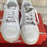 Tenis Nike básicos blancos de segunda mano - GoTrendier