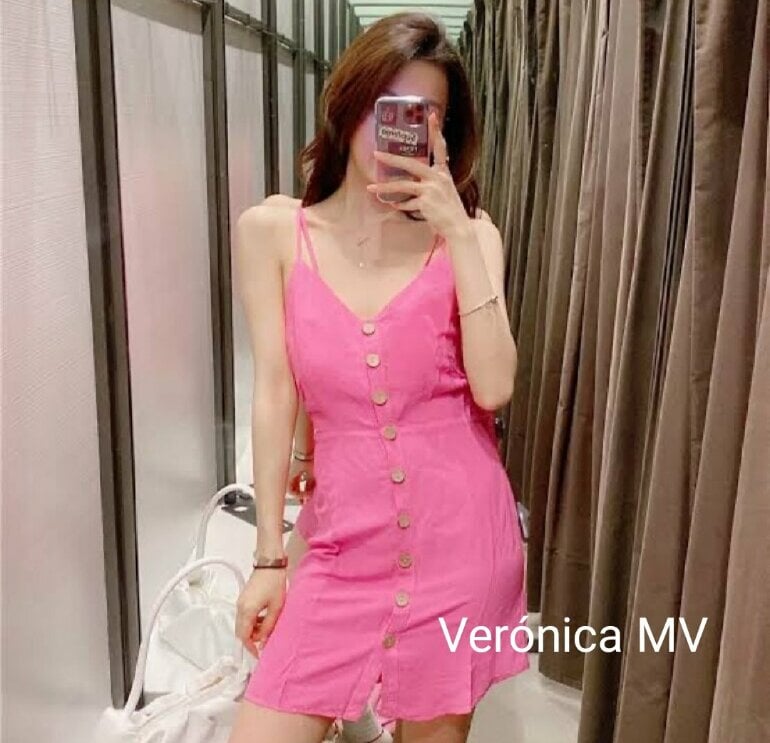 Zara: el vestido que obsesionará a Instagram es de lino y cuesta 30 euros
