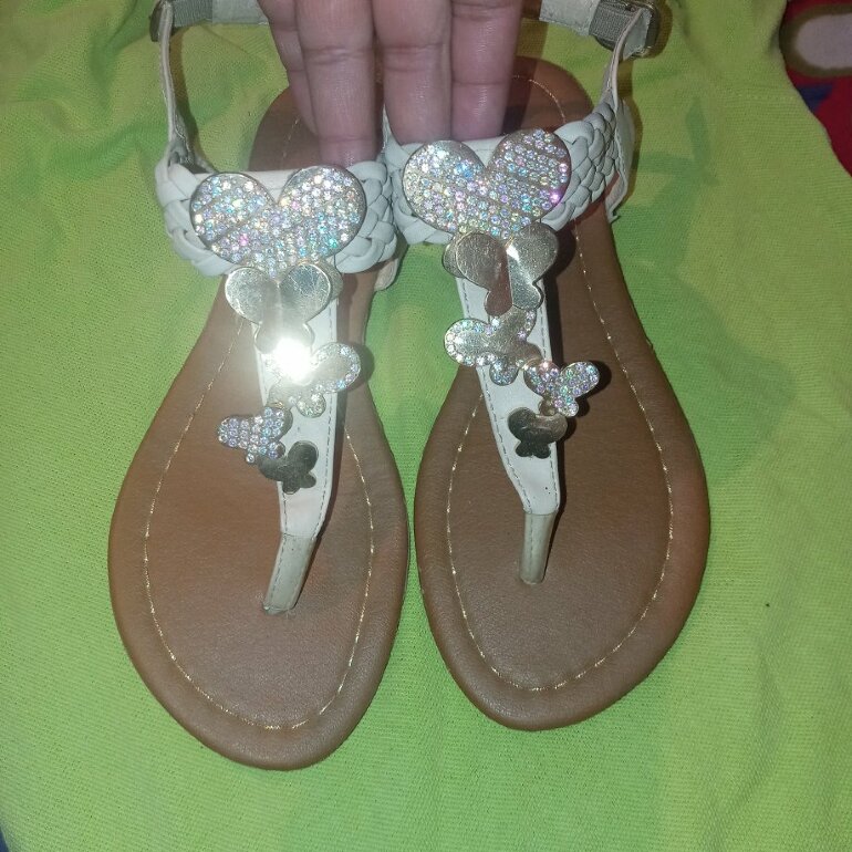 Huaraches con piedreria color beige de geraldin de segunda mano - GoTrendier