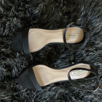 Sandalias de tacón Lefties negras de mujer - GoTrendier