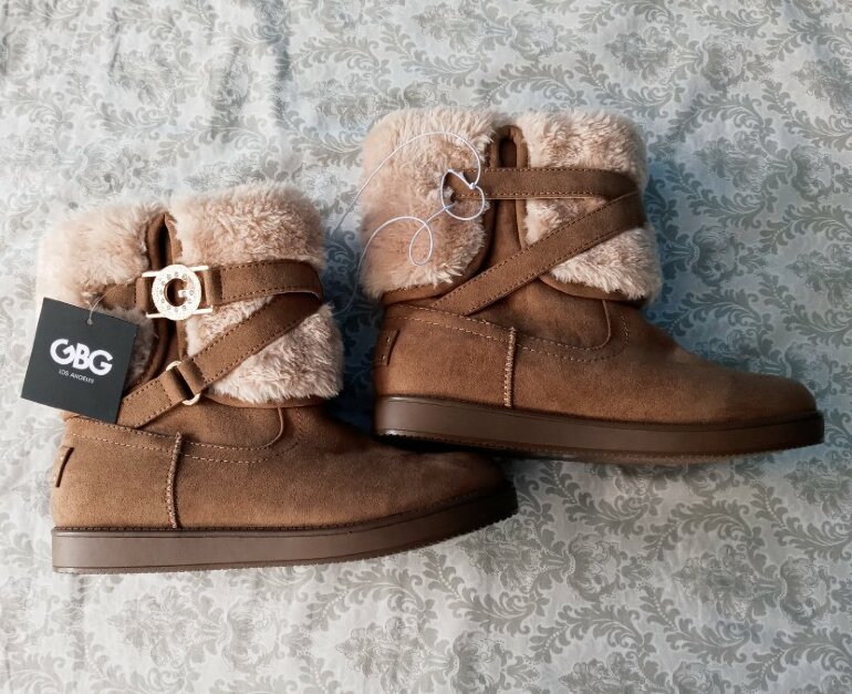 Botas beige GBG de GBG los angeles de segunda mano - GoTrendier