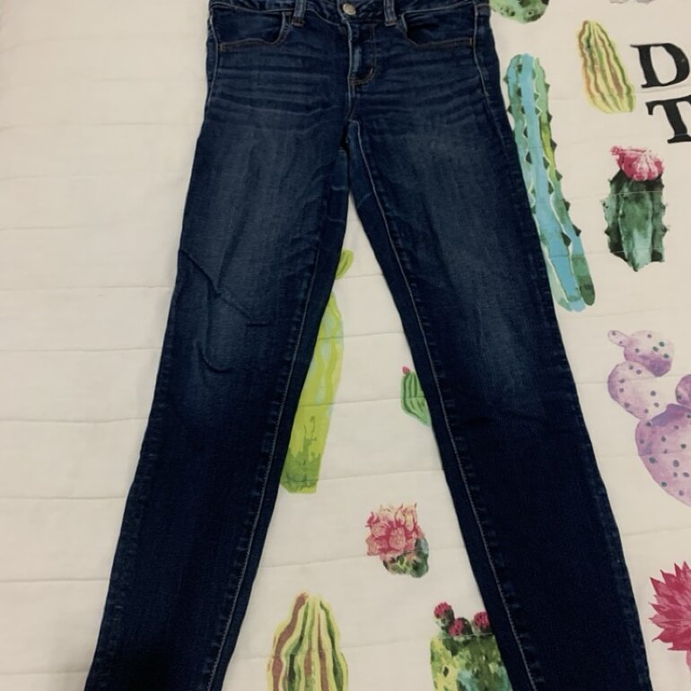 Jeans American Eagle Talla 4💙💙 de American Eagle Outfitters de segunda  mano - GoTrendier