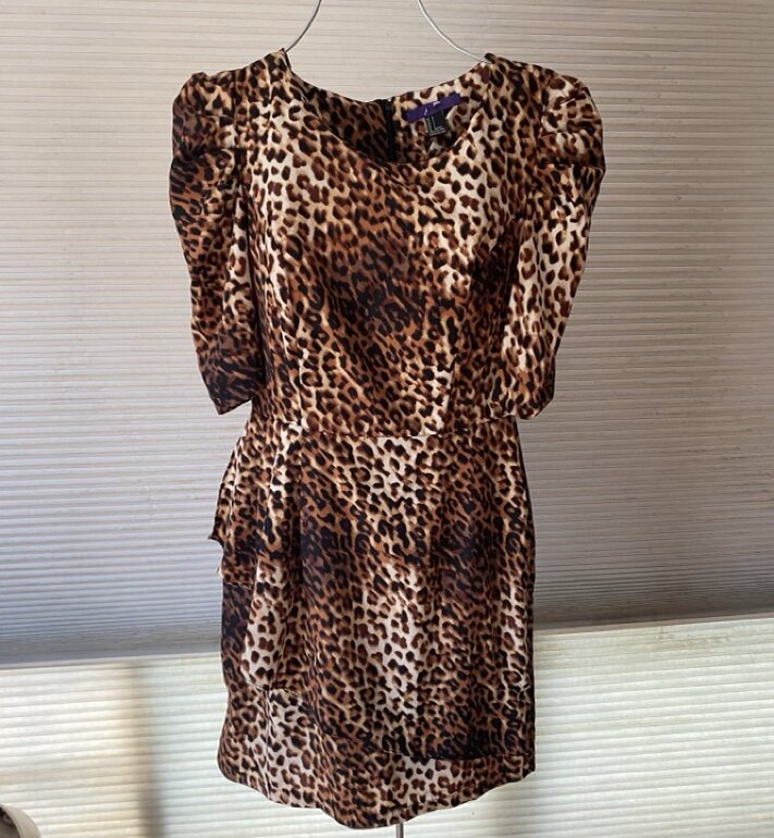 Vestido corto Animal Print de Forever 21 de segunda mano GoTrendier