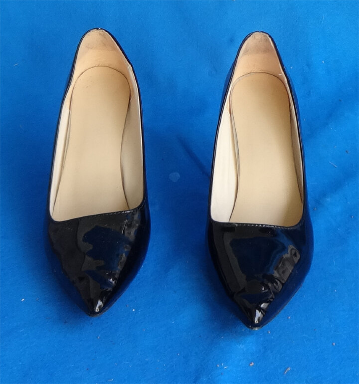 TACONES NEGROS TALLA 28 MX de China de segunda mano - GoTrendier
