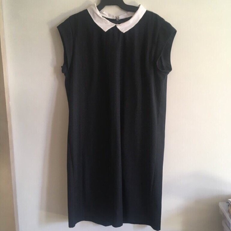 Vestido con cuello blanco súper bonito de Zara de segunda mano - GoTrendier