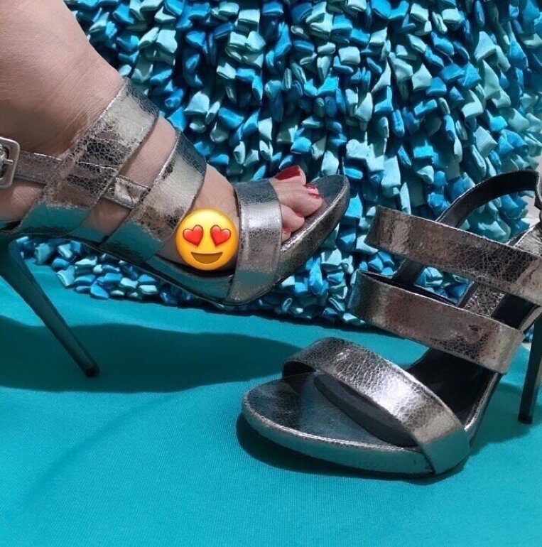 ZAPATILLAS COLOR PLATA FELIPE RIVERA de segunda mano - GoTrendier