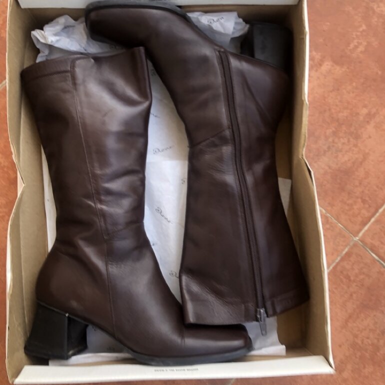 😍 Botas Dione de piel color moka 😍 de segunda mano - GoTrendier