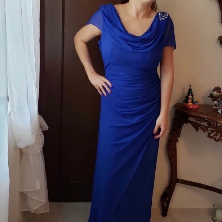 Vestido azul de fiesta de Liz Minelli de segunda mano - GoTrendier