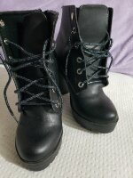 Botas C\u0026amp;A negras de segunda mano - GoTrendier