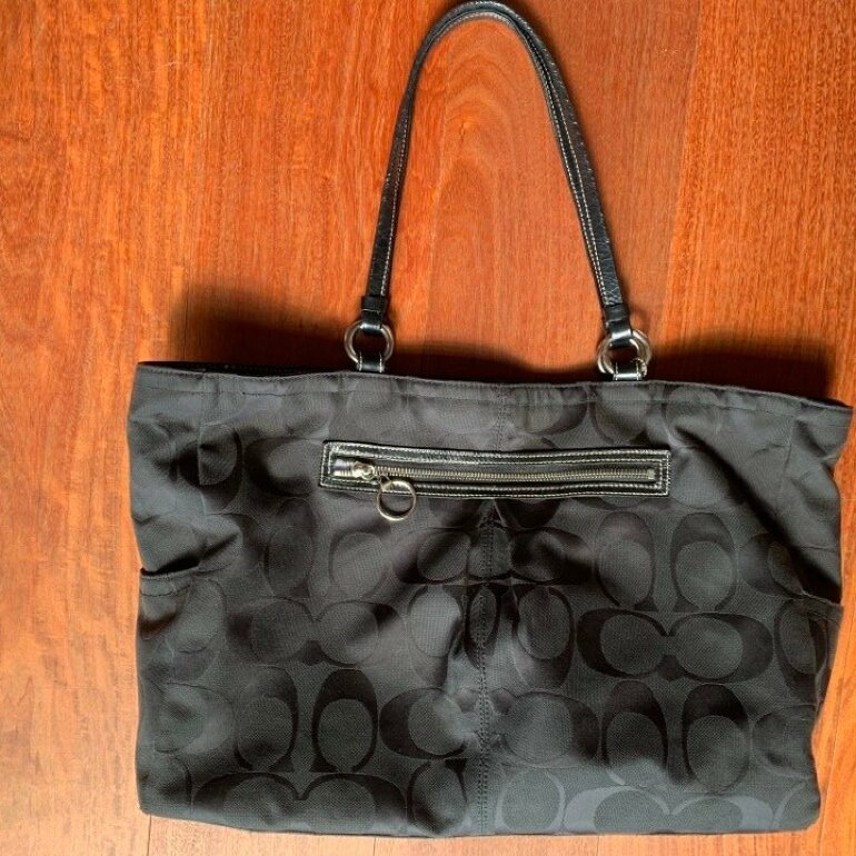 Bolso tote Coach en tela negro de segunda mano - GoTrendier