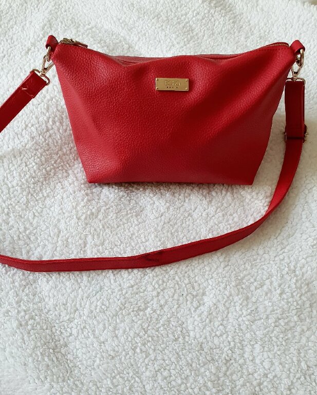 bcbg paris bolsas